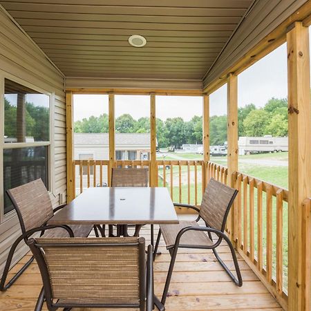 Plymouth Rock Camping Resort Deluxe Cottage Elkhart Lake Extérieur photo